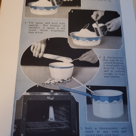Soft Cover Advertising Cookbook The Maple Leaf Housekeeper - Picture 3 of 7